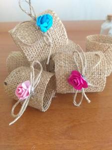 Anneau de serviette en jute avec fleur rose pour une décoration de table élégante, événements de mariage, fêtes et usage domestique élégant en provenance d'Inde - Product Image 3