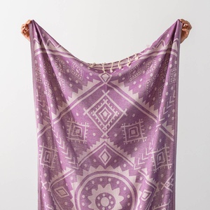 Toalla de playa turca Navajo, color morado, 33x66 pulgadas - Product Image 3