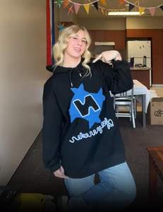 Sudaderas con capucha de algodón 100% personalizadas Diseño bordado Técnicas lavadas con ácido lavadas a la piedra Impresión de pantalla de seda frontal con capucha Sólido - Product Image 4