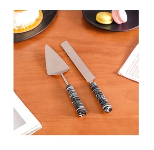 Nuevas tendencias Juego de cubiertos de madera de acero espejado de alta calidad con juego de cubiertos de acero hechos a mano con acabado pulido de madera maciza - Product Image 3