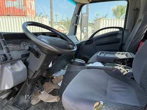 รถบรรทุก NPR FLATBED ปี 2015 เครื่องยนต์เบนซิน 6.0 ลิตร เกียร์อัตโนมัติ พร้อมส่งออกทั่วโลก มีสินค้าในสต็อก - Product Image 2