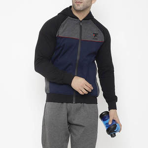 Ensemble de survêtements d'hiver respirants de luxe pour hommes, dernier modèle de service OEM fabriqué au Pakistan - Product Image 4