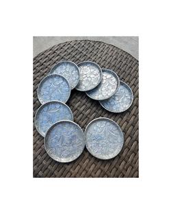 Ensemble de sous-verres en métal à finition mate pour les bureaux professionnels, améliorant l'apparence du bureau tout en protégeant les meubles - Product Image 1