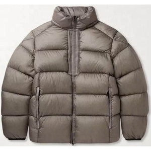Chaqueta acolchada de talla grande con cremallera al por mayor de fabricante invierno cálido unisex con cremallera y hombros caídos para hombre chaqueta acolchada con logotipo personalizado - Product Image 5