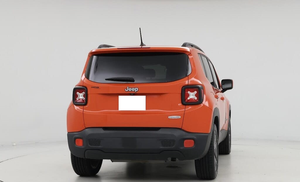 Jeep Renegade Latitude FWD 2016 Usado en Excelentes Condiciones (Volante a la Izquierda/Derecha) - Product Image 6