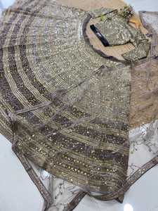 Magnifique collection de lehenga Sabyasachi, magnifiques broderies, zari, codage et magnifiques travaux de paillettes - Product Image 4