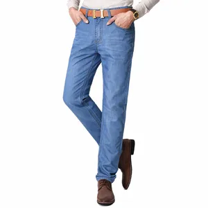 Jean en denim de haute qualité pour hommes, coupe skinny, pantalon classique, coupe ajustée, de couleur personnalisée, avec logo et couleur de taille personnalisée