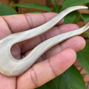 กิ๊บติดผมทำจากเขาควายขัดเงาสำหรับผู้หญิง ไม้จัดแต่งทรงผมจากเขาควาย อุปกรณ์เสริมจากธรรมชาติ - Product Image 1