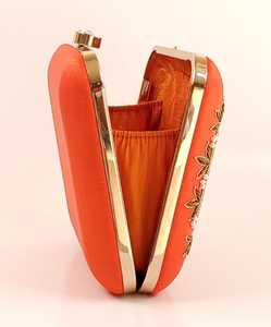 2022ใหม่พรรคแฟชั่นแต่งงาน Bling คลัทช์กระเป๋ากระเป๋าผู้หญิงถุงเย็นกำมะหยี่สีดำสีเงินสีทอง OEM สไตล์สแน็ปรูปแบบ - Product Image 4