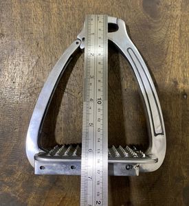 เครื่องปั่นม้าแบบยืดหยุ่นอุปกรณ์ติดป้ายสินค้าส่วนตัวสไตล์ตะวันตกเพื่อความปลอดภัยสีเงินแบบกำหนดเอง - Product Image 5