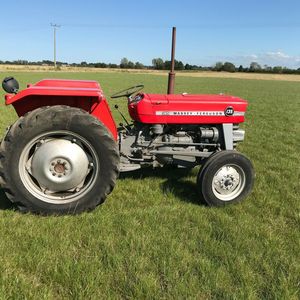 รถแทรกเตอร์มือสอง Massey Ferguson 135 แบบมีล้อ 21 แรงม้า พร้อมเครื่องยนต์สำหรับขาย - Product Image 5