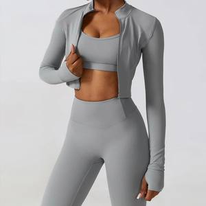 Ropa de gimnasio de secado rápido y transpirable para mujer, conjunto de Yoga de 3 uds, ropa deportiva profesional para gimnasio sin costuras hecha en fábrica, conjuntos de Yoga para mujer - Product Image 1