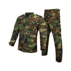 Prix de gros – Nouvelle conception 2025 – Uniforme tactique pour adultes en polyester – Impression de logo personnalisée – Haute qualité – Fabriqué au Pakistan - Product Image 3