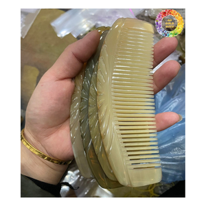 Natural Horn <b>Comb</b> Handmade from Buffalo Horn, Anti-Static Hair <b>Comb</b> for Women, Handmade <b>Wide</b>-Tooth Natural Buffalo Horn <b>Comb</b> - Product Image 4