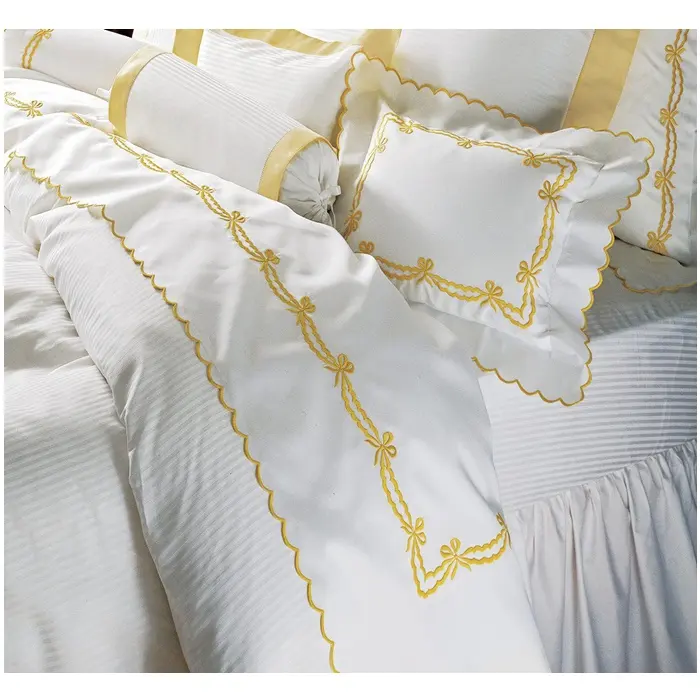 Embroidery Yellow Bow Duvet Cover Sets Luxury Bedding Sets High Quality White Cotton Scalloped Border Bed Sheets for Home