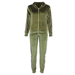 Ensemble deux pièces pour femmes Survêtement en velours avec fermeture éclair Hoodies et pantalons Survêtement en velours pour femmes avec couleur personnalisée - Product Image 5