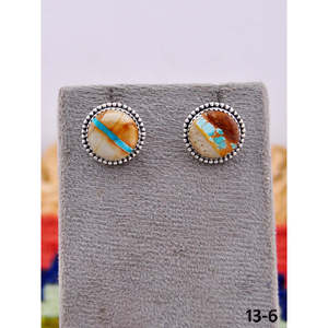 Boucles d'oreilles clous artisanales en turquoise Royston et argent sterling avec technologie d'incrustation à la sangle, style Southwest - Product Image 4