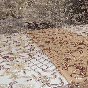 Tissu en polyester de haute qualité tissé brodé à coudre perles de travail manuel maille matériau à forte demande pour mariage et chemise-importé - Product Image 1