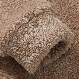 เสื้อฮู้ดดี้บุขนสำหรับผู้ชาย สีน้ำตาลอ่อน แขนยาว กันลม สำหรับกิจกรรมกลางแจ้ง ผลิตตามแบบ OEM ให้ความอบอุ่นในฤดูหนาว เป็นมิตรกับสิ่งแวดล้อม - Product Image 6