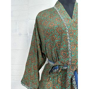 Kimono Vintage de Crepé de Seda, Ligero y Lujoso, Bata Suave y Cómoda, Regalo Perfecto para Mujer, para Usar por la Noche, Tejido para Primavera - Product Image 3