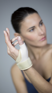 MEDICALAB Unisex All Seasons Professional Protection Adjustable Lightweight Thumb Support <b>Hook</b> Loop Closure <b>Plastic</b> Cotton - Product Image 4