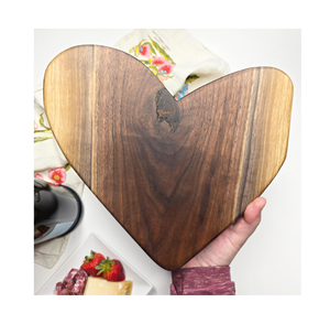 Tabla de cortar de madera ecológica con forma de corazón, utensilios de cocina a un precio razonable, disponible a granel - Product Image 6