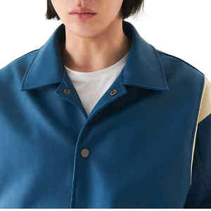 Chaqueta Universitaria Extra Grande para Hombre, Azul, Cuero Vacuno, Invierno, Tejida, Estilo Estadio, con Bloques en los Brazos, Elegante, Moderna, Chaqueta Cruda - Product Image 3