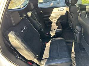 Impresionante Dodge Durango SRT Hellcat 2021 con Motor V8 Supercargado, Tracción en las Cuatro Ruedas y Asientos en la Tercera Fila - Product Image 3