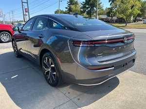 Nouveau SUV hybride turbo Crown XLE AWD gris 2024, automatique, avec toit ouvrant panoramique, démarrage à distance, sièges en cuir et pack technologique - Product Image 6