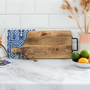 Tabla de cortar de madera de calidad superior 100% con mango de metal Apto para lavavajillas para uso en utensilios de cocina - Product Image 5