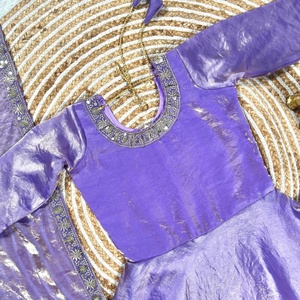 Vestido de diseñador con lentejuelas y bordados para niñas, fabricante y proveedor de moda femenina de Surat - Product Image 6