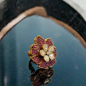 Encantadores anillos de piedra de diamante americano Kundan pulido mate de oro antiguo de alta calidad en patrón Floral en diferentes colores - Product Image 1