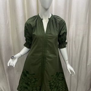 Bohème broderie florale longue robe Maxi nouveau style lin avec ceinture à manches longues conception brodée ukrainienne - Product Image 1