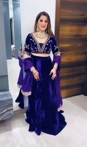 Designer Heavy Velvet Embroidered Sequin Work Lehenga Choli Bridal <b>Viscos</b> with Heavy Dupatta - Product Image 2