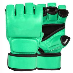 Fabrication de gants de grappling MMA personnalisés à demi-doigts, gants de frappe en cuir, sac de frappe, gants d'entraînement de combat MMA Muay Thai - Product Image 4