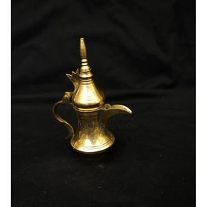 Admirable Design Or Fini Antique Dallah Table En Laiton Arabe Dallah Qualité Supérieure En Gros Cafetière Accessoires - Product Image 3