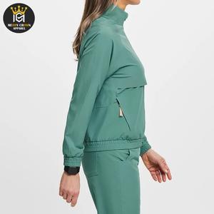 ชุดยูนิฟอร์มพยาบาลผ้าฝ้ายทอเนื้อยืดแบบสวมใส่สบายสำหรับบุรุษและสตรี จากประเทศปากีสถาน - Product Image 3