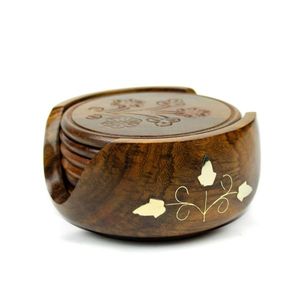 Ensemble de sous-verres en bois d'acacia gravés sur mesure de Tradnary Pvt Ltd Tapis et tampons traditionnels - Product Image 1
