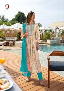 Conjuntos de Kurti mezclados de viscosa al por mayor con Dupatta para ropa de fiesta india y paquistaní - Product Image 4