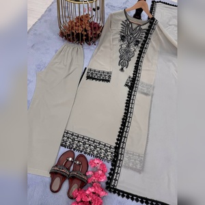 Ensemble de Kurti en faux georgette brodé de luxe avec dupatta pour les tenues de fête de mariage, collections prêtes à porter en grande taille - Product Image 5