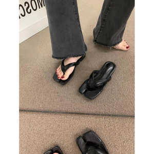 Chaussures PU pour la maison à talon bas (moins de 3 cm) en caoutchouc, design carré, multicolores - Product Image 5