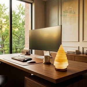 Lampe de sel de l'Himalaya en forme de cône spiralé, cristal naturel, veilleuse artisanale avec base en bois de qualité supérieure - Product Image 5