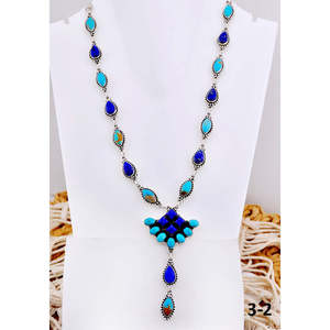 Collier artisanal du sud-ouest, objet culturel de collection, avec pierres multiples et argent sterling - Product Image 2