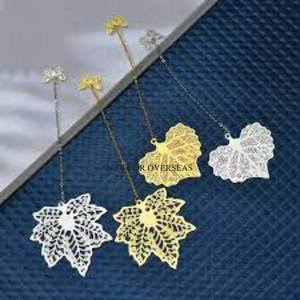 Diseño y tamaño personalizados disponibles Flores y hojas chapadas en oro de alta calidad Diseñador Marcadores de metal de calidad superior Suministro - Product Image 5