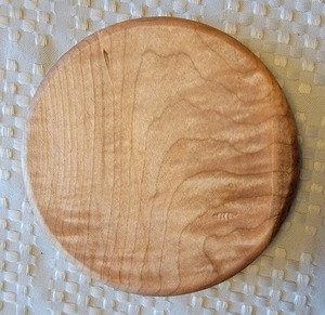 Juego de 2 Tablas de Cortar de Madera de Acacia al por Mayor, Utensilios de Cocina con Sistema de Goteo de Jugos, Sostenibles y Aptas para Lavavajillas, Crescent Crafts - Product Image 5