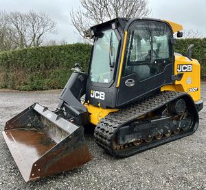 Chargeuse compacte JCB 300T d'occasion 2025, moteur JCB, hydraulique à haut débit, pompe hydraulique Kawasaki, moteur, godet de 0,5 m³ de grande capacité - Product Image 1