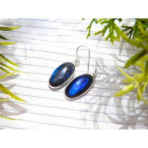 Boucles d'oreilles fines en argent sterling minimalistes avec pierre précieuse Labradorite cadeau de mariage délicat pour femme - Product Image 2