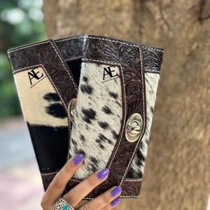 Style unique cheveux sur peau noir usiné fourrure cuir pochette femmes conçu sac à main vente chaude en cuir usiné Style occidental portefeuille - Product Image 1