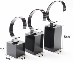 Élevez votre collection de montres Boîte de présentation élégante en acrylique élégante, protectrice et polyvalente pour tous les amateurs de montres - Product Image 4