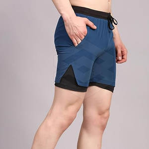 Short de sport double épaisseur personnalisé grande taille pour homme respirant High Street coupe ample taille élastique motif solide vente en ligne - Product Image 4
